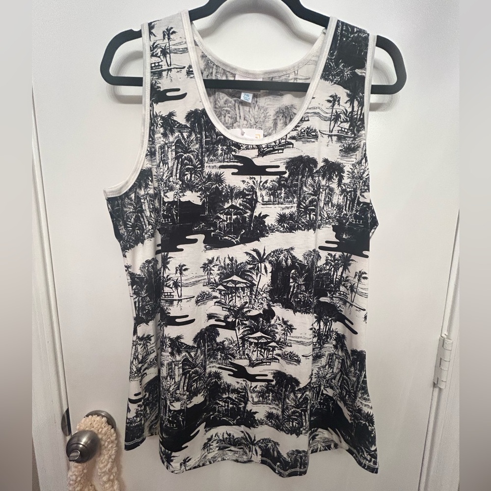 Lularoe tank top 2XL NWT